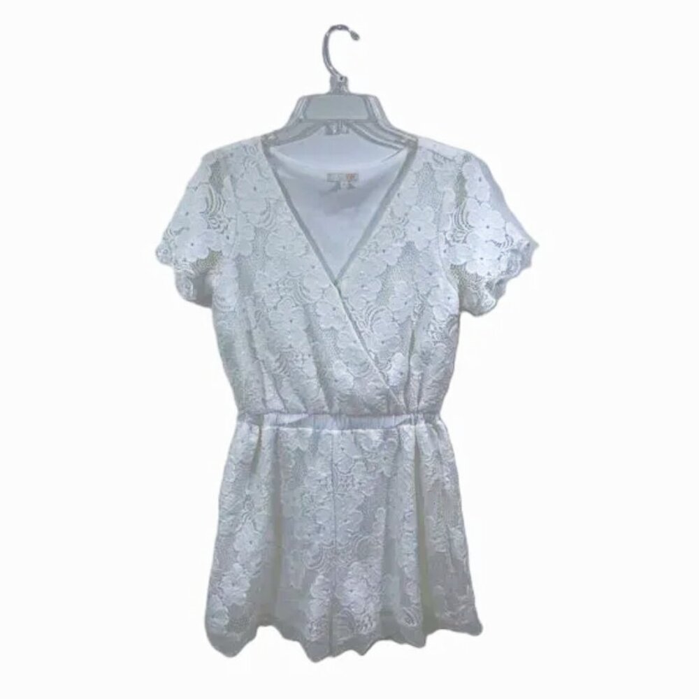 Gianni Bini White Lace Shorts Romper Size M